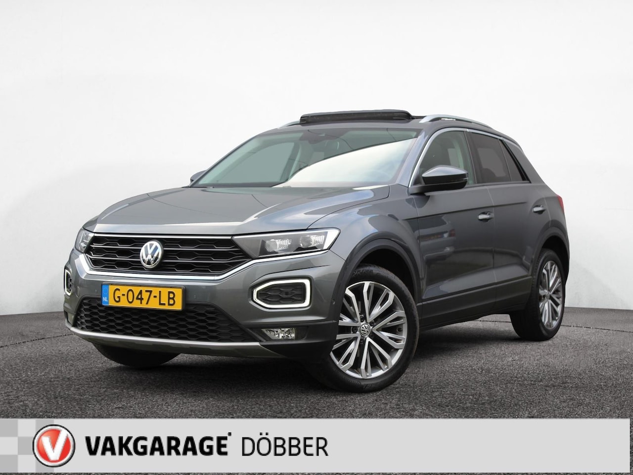 Volkswagen T-Roc - 1.0 TSI Style Business 1.0 TSI Style Business, Panoramadak, Camera - AutoWereld.nl