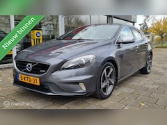 Volvo V40 - 1.6 D2 R-Design Afn Trekhaak - Nwe Distr. & Roetf