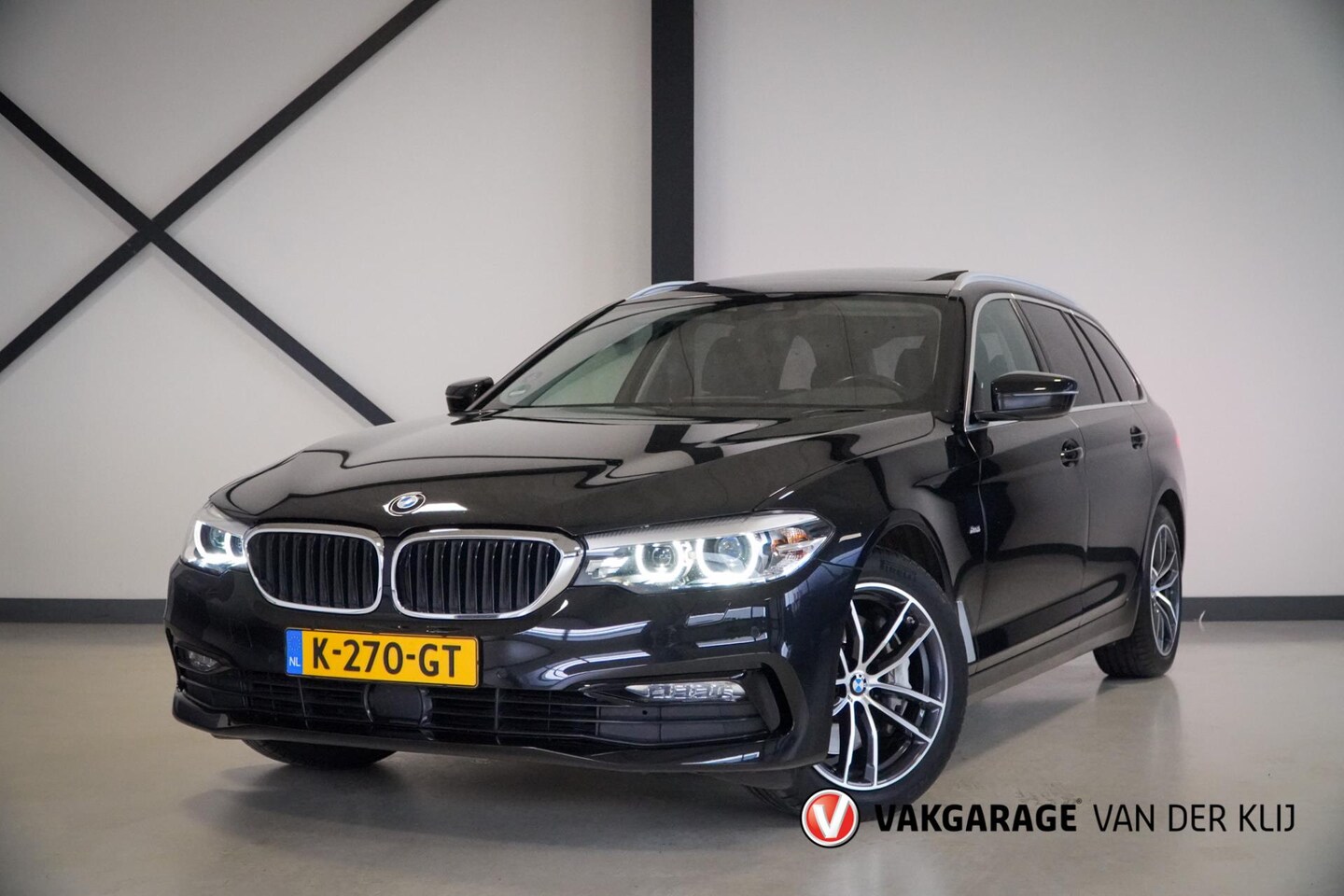 BMW 5-serie Touring - 540i xDrive Sport Line | Panorama | Comfort Zetels | Driving Ass. + | H/K | Trekhaak | Sto - AutoWereld.nl