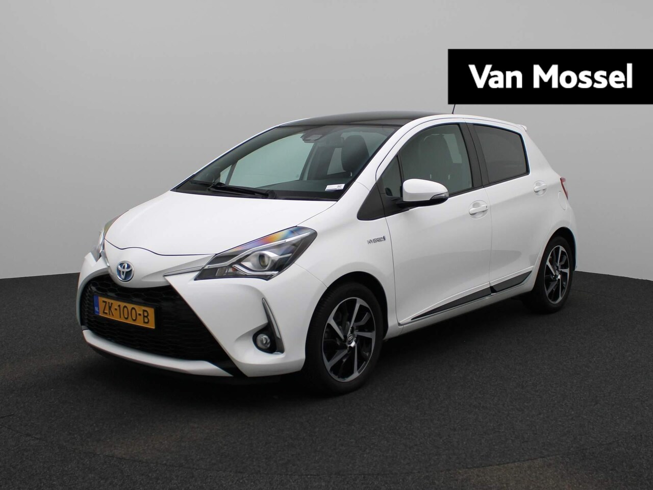 Toyota Yaris - 1.5 Hybrid Executive Aut.| Panorama | ECC | Navigatie | Half-Leder | LMV | DAB | Camera | - AutoWereld.nl