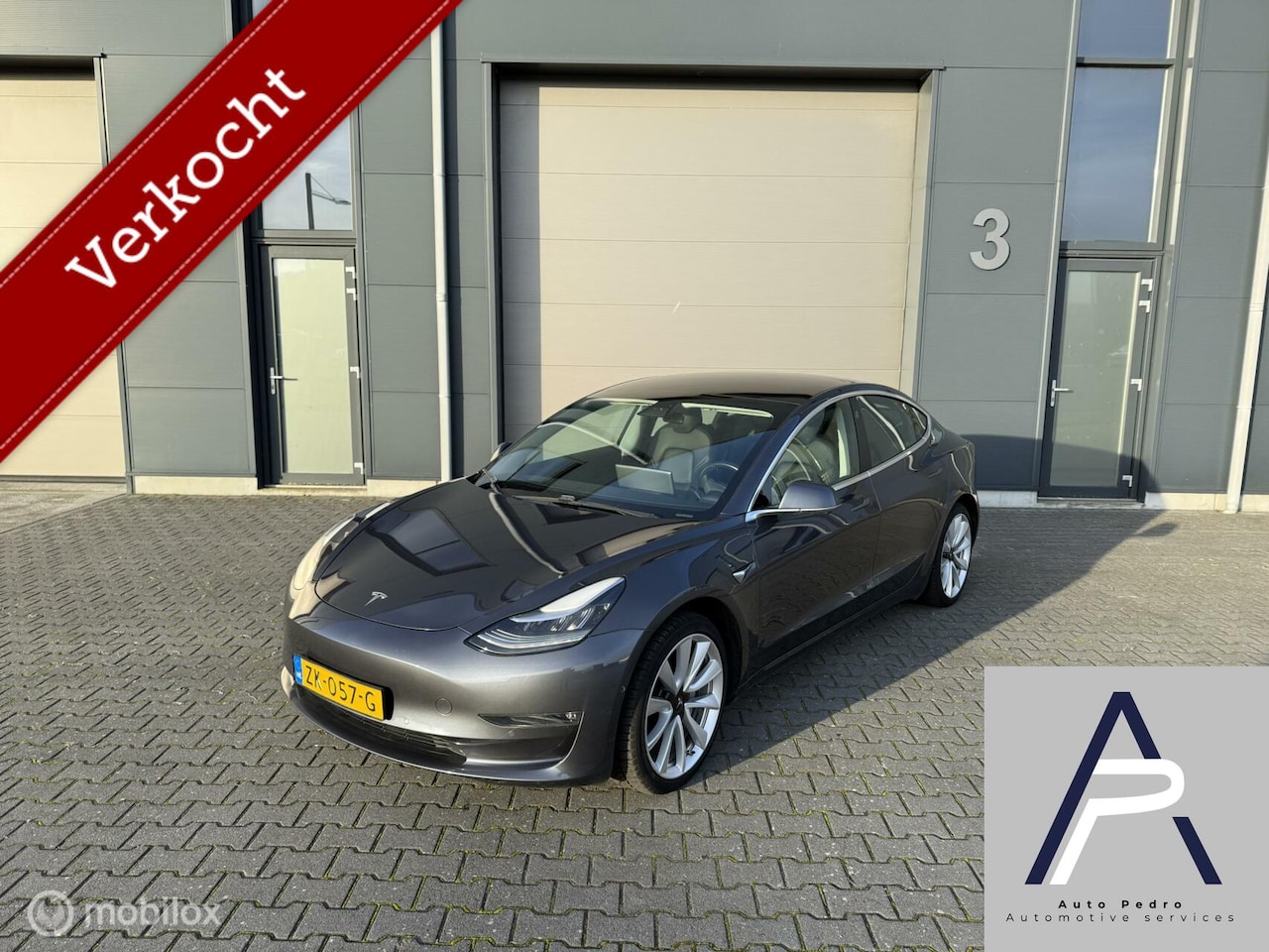 Tesla Model 3 - Long Range RWD Long Range dual AWD 75 kWh INCL BTW Trekhaak - AutoWereld.nl