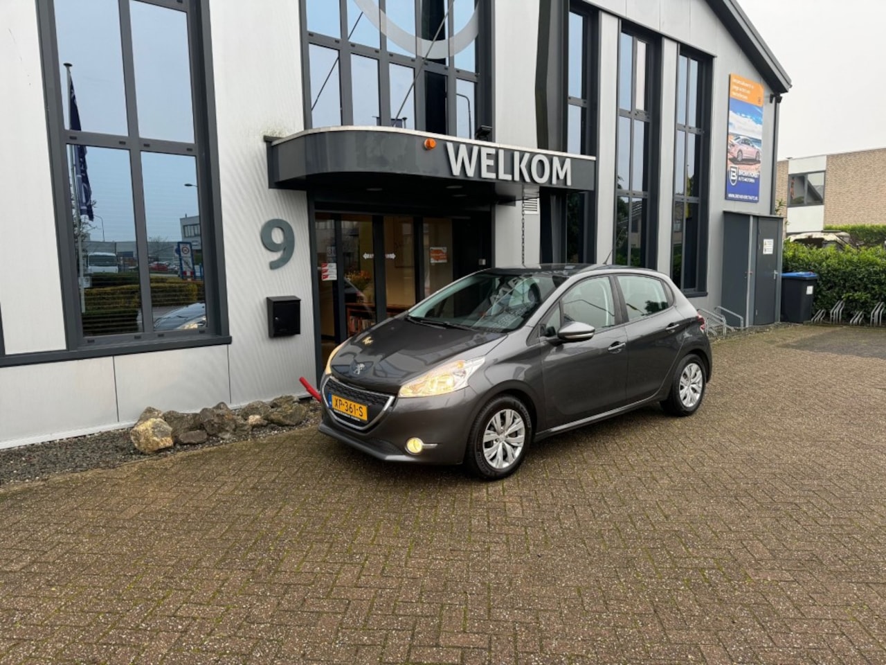 Peugeot 208 - 1.2 Vti Active 1.2 VTI 82PK Active, 5-drs, Climatcntrl, Cruisecntrl, PDC, TOPST - AutoWereld.nl