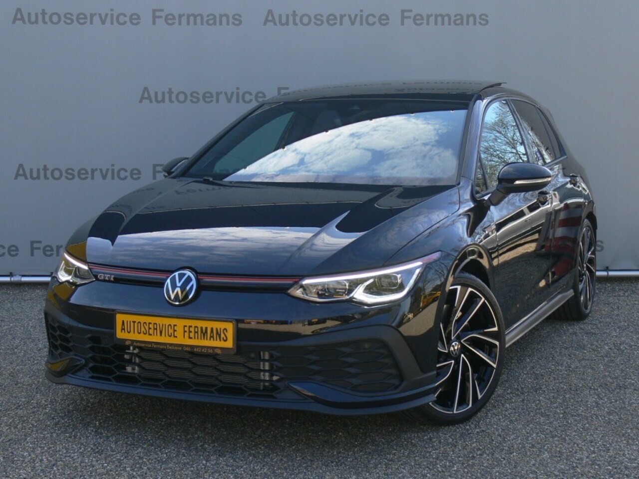 Volkswagen Golf - 8 GTI Clubsport 300PK - 2022 - Leder - Panodak - AutoWereld.nl