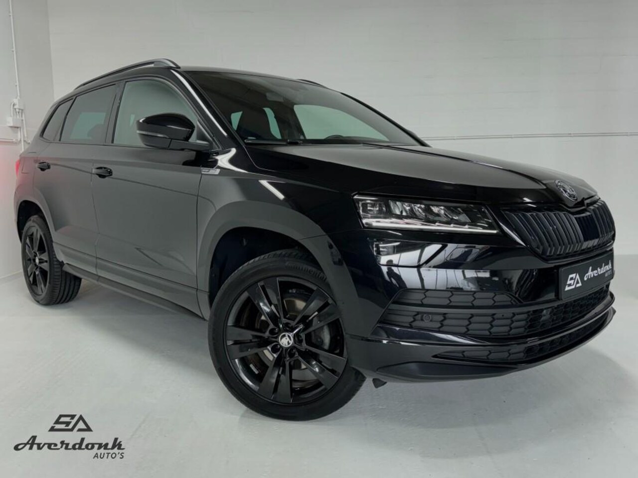 Skoda Karoq - 1.5TSI 150PK SPORTLINE *Virtual/Keyless/Cam/Sfeerverl* - AutoWereld.nl