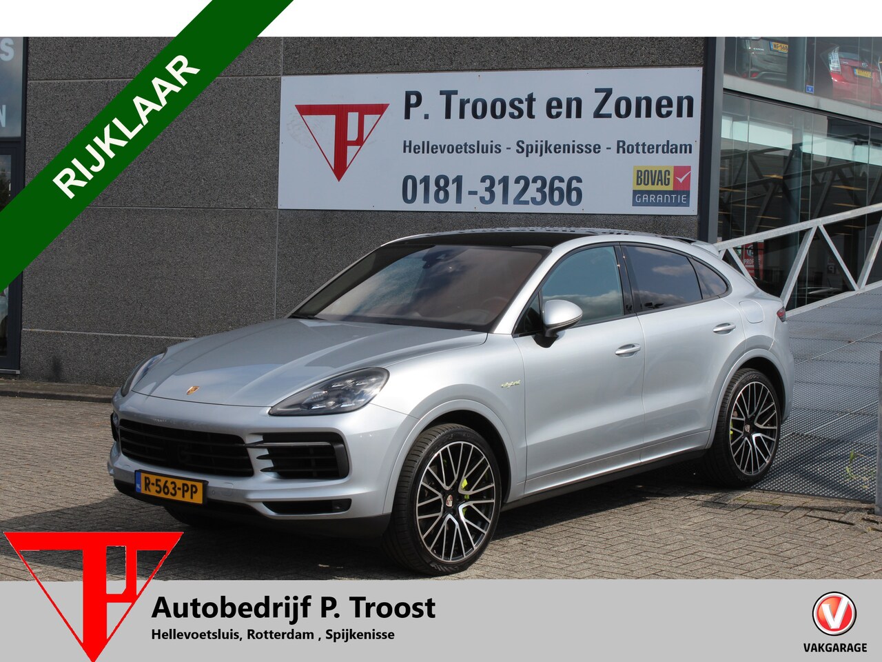 Porsche Cayenne Coupé - 3.0 E-Hybrid Automaat/Panoramadak/Navigatie/Apple carplay/Stuurverwarming/Dodehoek detecti - AutoWereld.nl