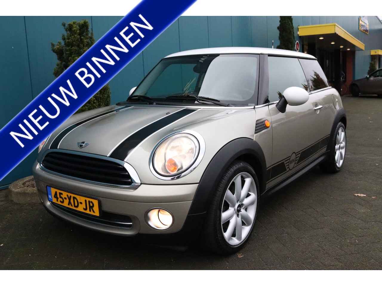 MINI Cooper - Mini 1.6 Pepper AC/CRUISE/BLUETOOTH/ELEK.PAKKET/LMV'17. NETTE AUTO!! NW APK RECENT GR BEUR - AutoWereld.nl