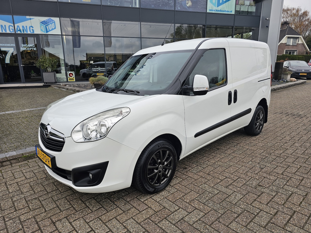 Opel Combo - 1.3 CDTi L1H1 ecoFLEX Sport 1.3 CDTi L1H1 ecoFLEX Sport - AutoWereld.nl