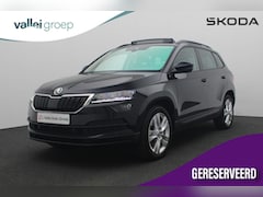 Skoda Karoq - 1.5 TSI 150PK DSG ACT Style | Pano | Trekhaak | Adaptief onderstel | Keyless | Navi | 18 i