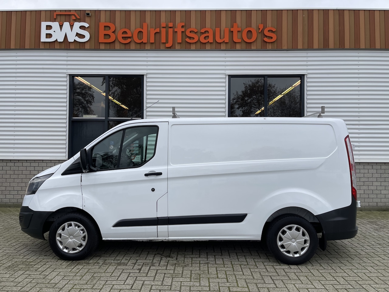 Ford Transit Custom - 270 2.2 TDCI L1H1 Economy Edition / te koop zo mee € 5950 ex btw geen garantie / eventuele - AutoWereld.nl