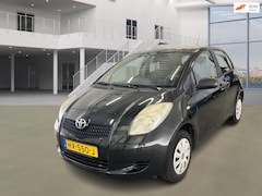 Toyota Yaris - 1.0 VVTi Spirit NAVI PSENSOR CRUISE TREKHAAK 2 X SLEUTELS