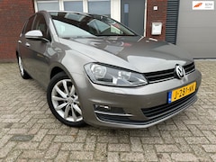 Volkswagen Golf - 1.2 TSI Highline / 5DRS / PDC / Clima / Stoelverwarming