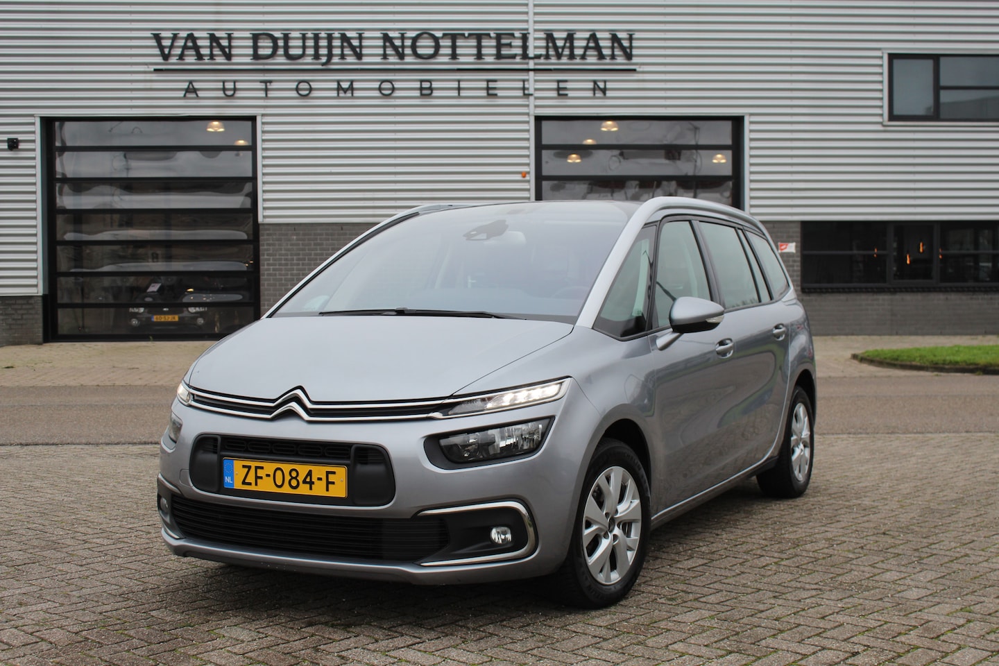 Citroën Grand C4 SpaceTourer - 1.2 PureTech Business Carplay / Keyless / 7 Persoons - AutoWereld.nl