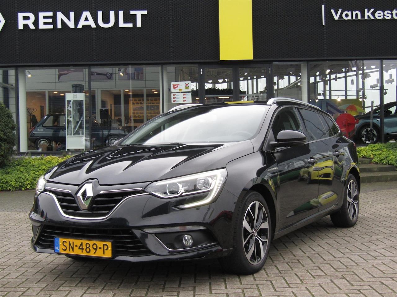 Renault Mégane Estate - 1.3 TCe Limited / Navigatie / 17'' Bose Velgen - AutoWereld.nl