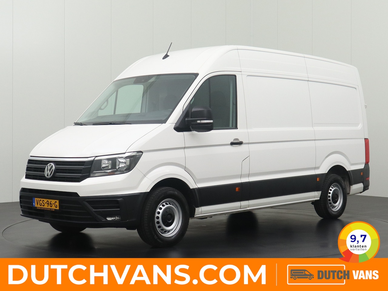 Volkswagen Crafter - 2.0TDI 140PK L3H3 | Navigatie | Camera | Betimmering - AutoWereld.nl