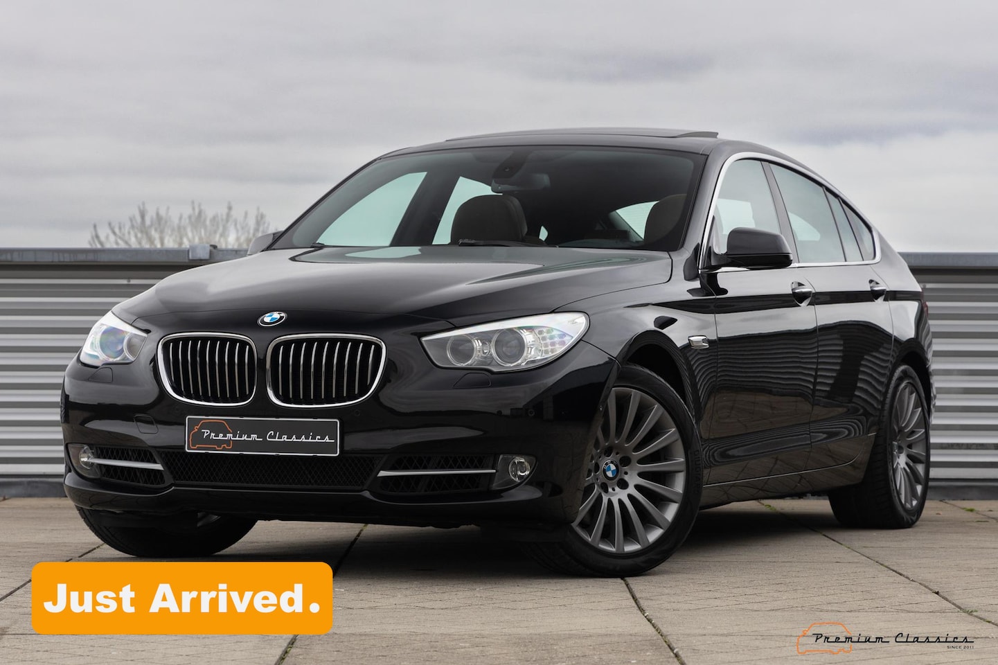 BMW 5-serie Gran Turismo - 535i High Executive F07 | 102.000KM | Panorama | Nappa | Adaptive Drive - AutoWereld.nl