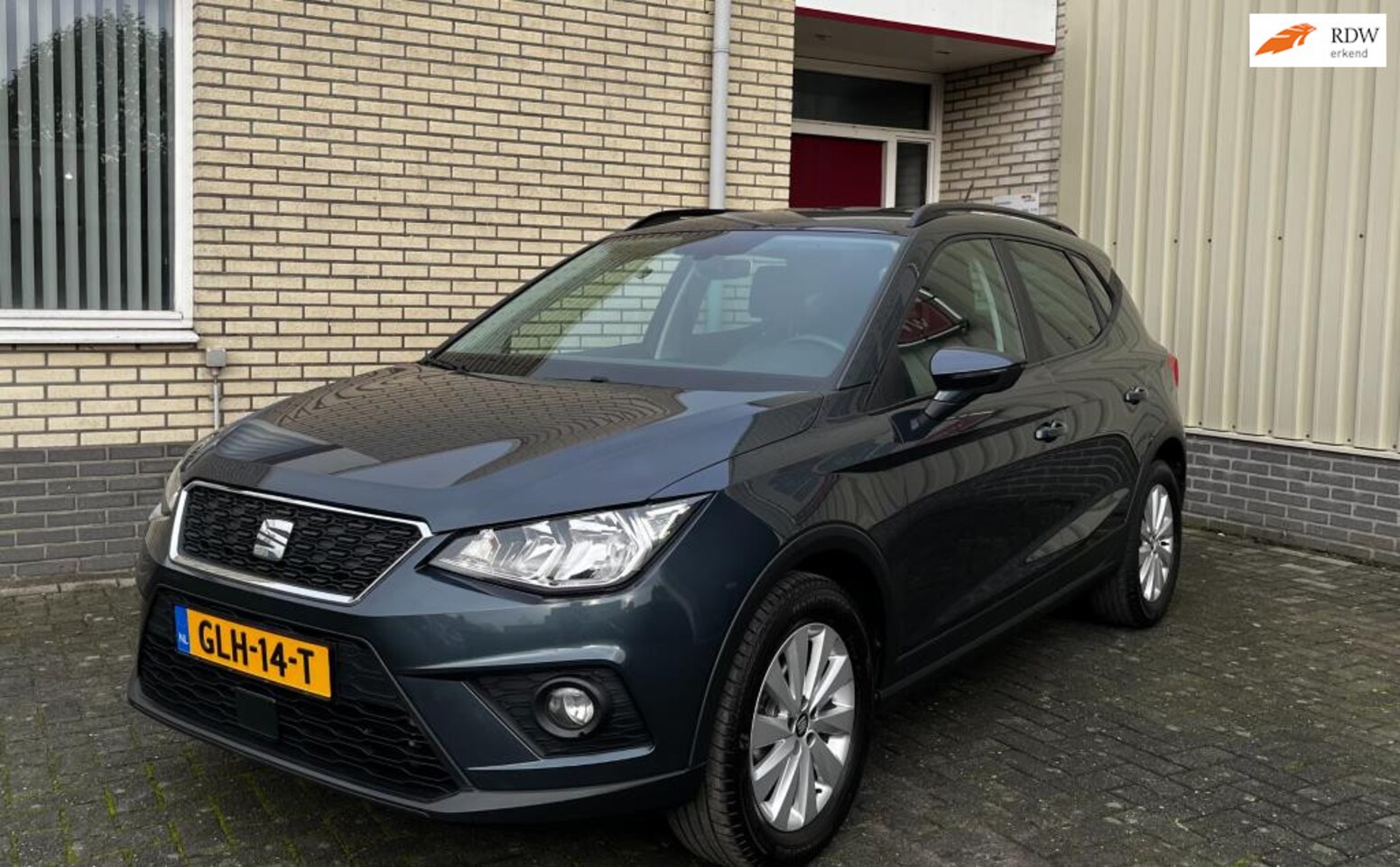 Seat Arona - 1.0 TSI Style 116PK CARPLAY, Parkeer sensors - AutoWereld.nl