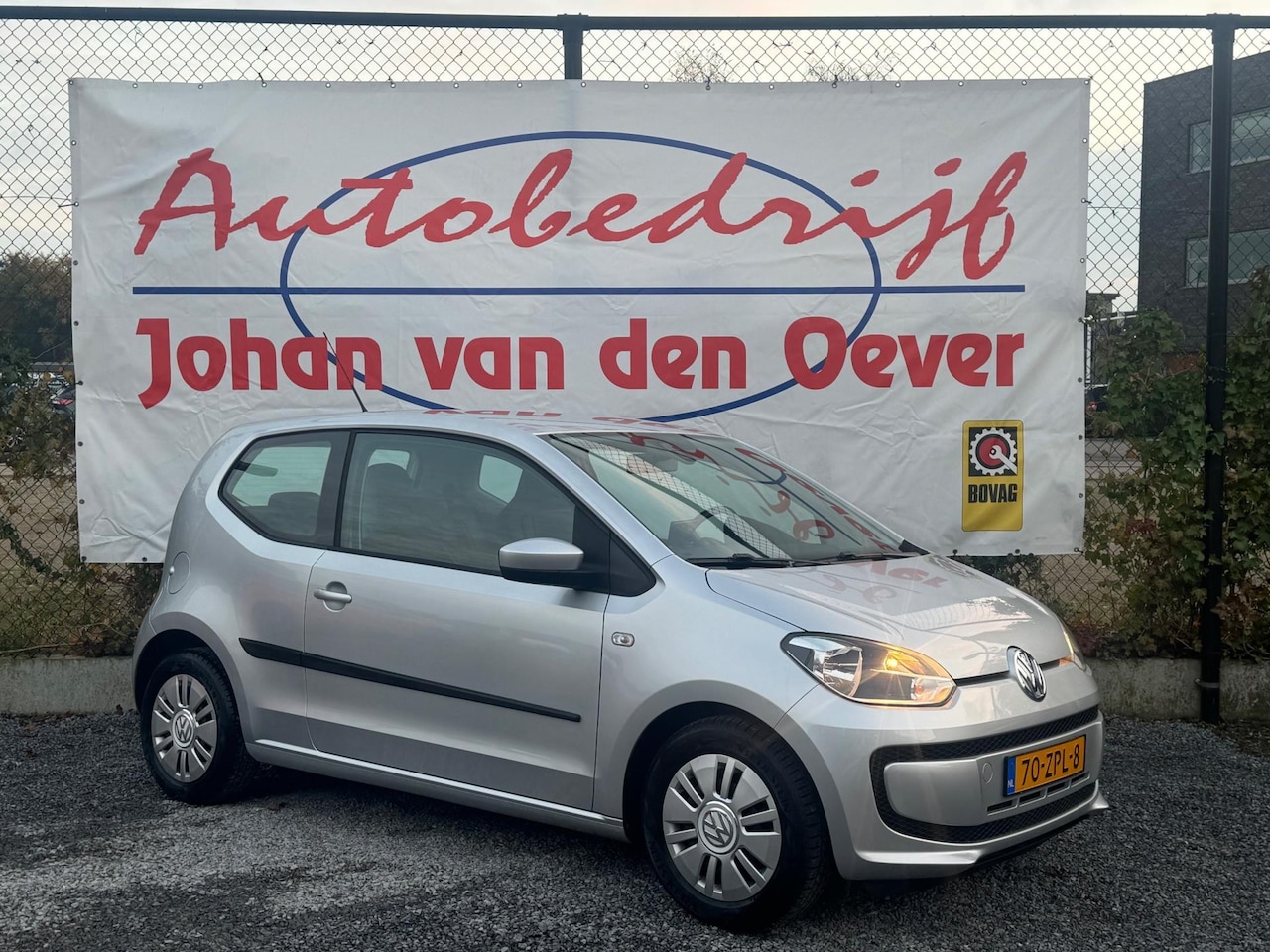 Volkswagen Up! - 1.0 move up! BlueMotion|NL-auto|NAP|Navi - AutoWereld.nl