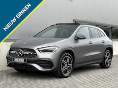 Mercedes-Benz GLA-Klasse - 250 e AMG Line FULL MM SEATS PANO SFEER WIDESCREEN ECC CAMERA