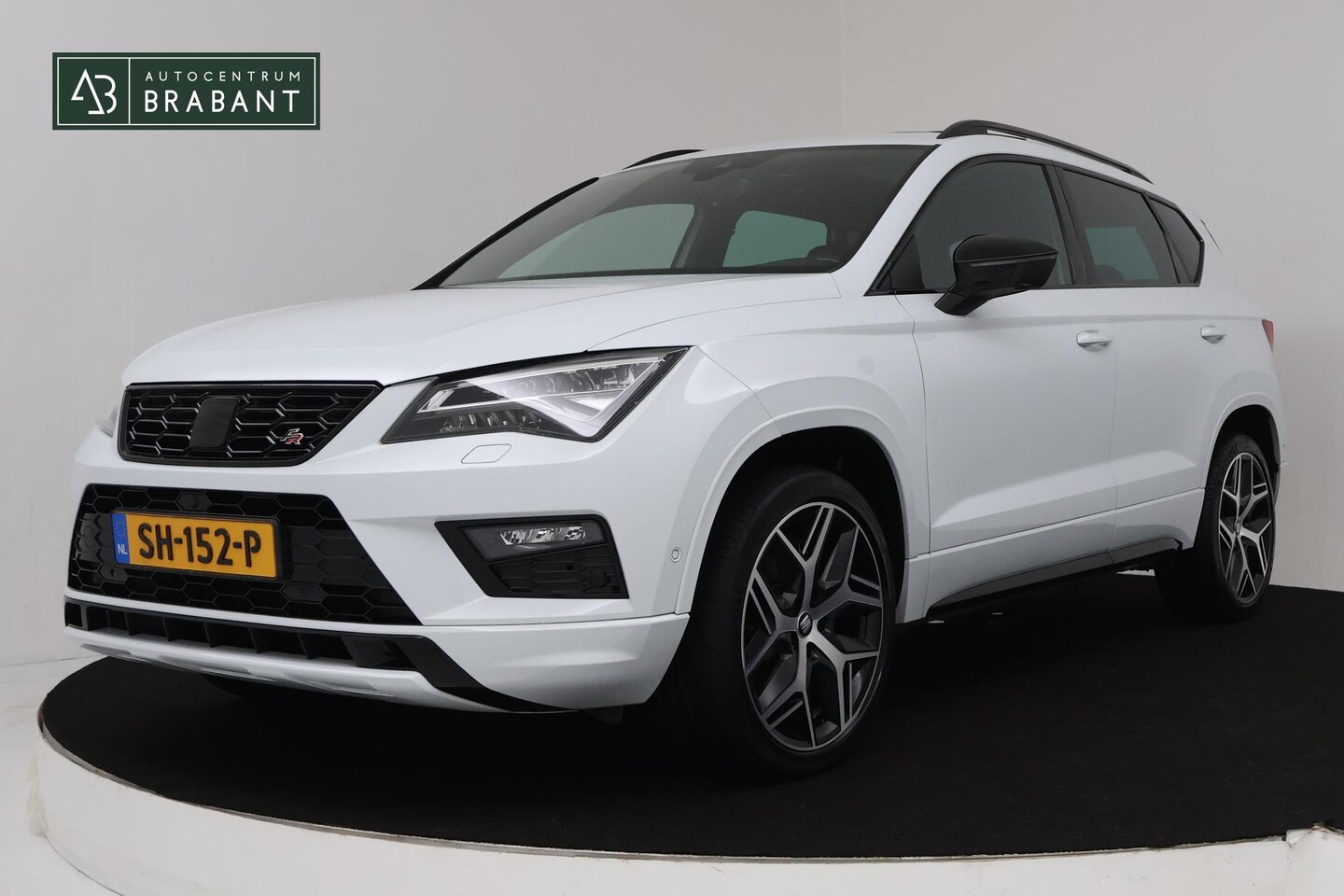 Seat Ateca - 1.4 EcoTSI FR Automaat (PANORAMADAK, CAMERA, ADAPTIVE, NAVIGATIE, PDC, STOELV, CARPLAY, NL - AutoWereld.nl