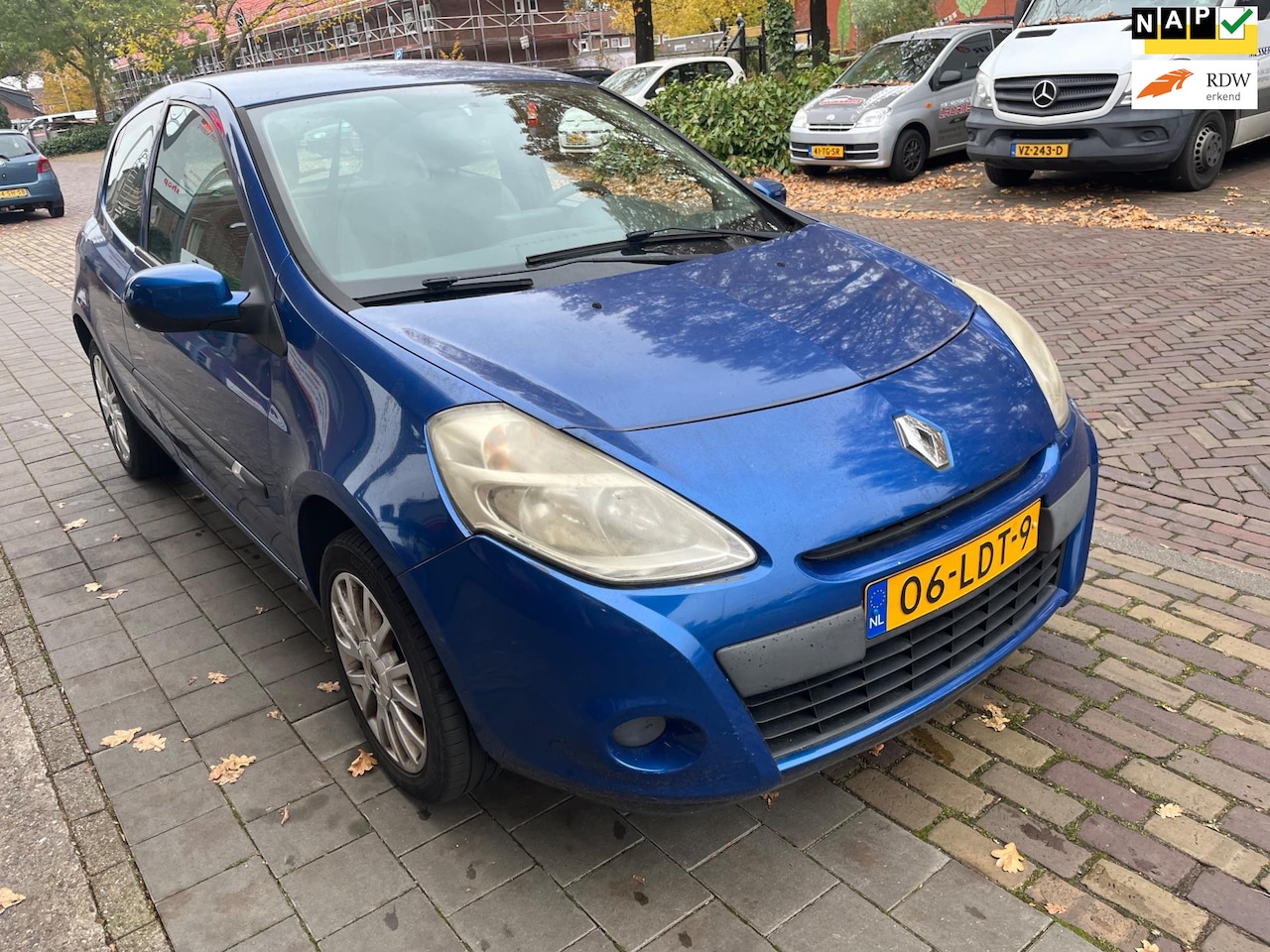 Renault Clio - 1.2 Special Line 142.000 km nap 2010 - AutoWereld.nl