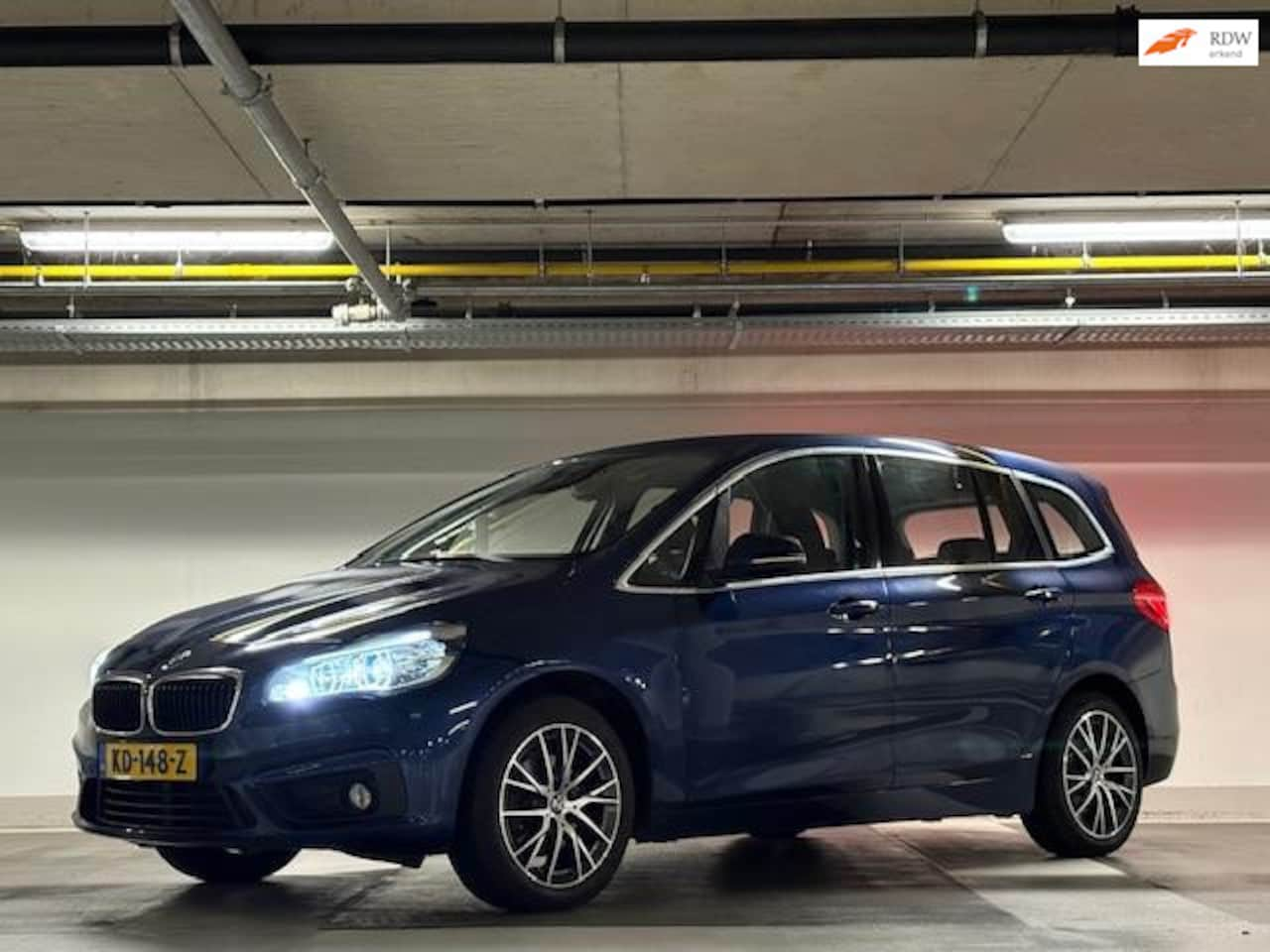 BMW 2-serie Gran Tourer - 216i - airco - cruise - Navi - nap! - AutoWereld.nl