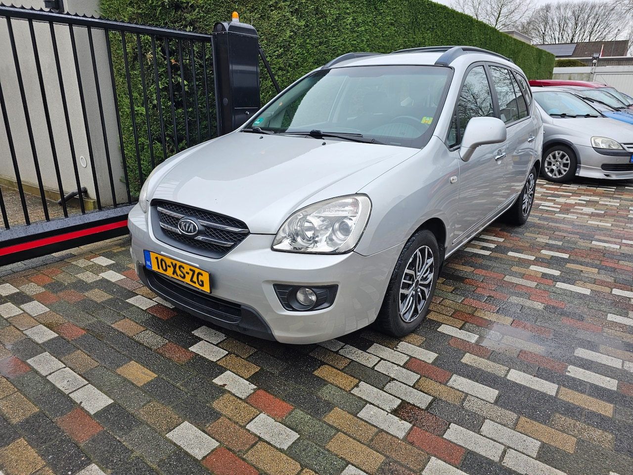 Kia Carens - 2.0 CVVT X-ecutive 2007 Clima Cruise Nw Apk trekh - AutoWereld.nl