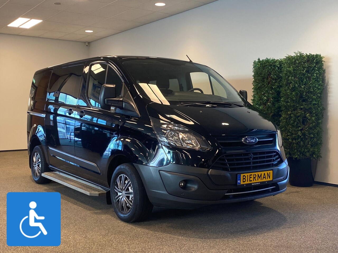 Ford Transit Custom - L1H1 Rolstoelbus - AutoWereld.nl