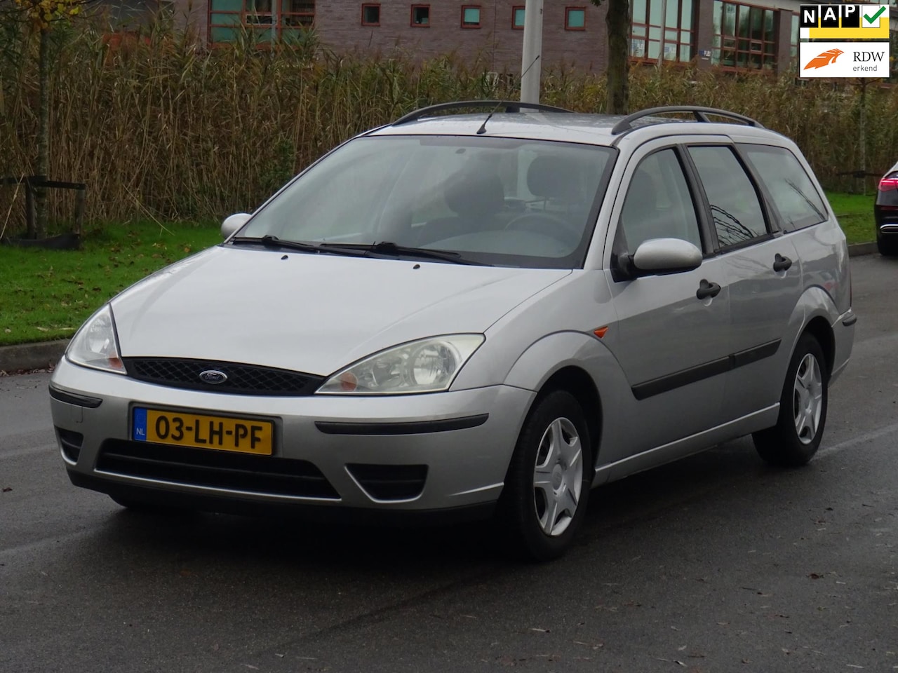 Ford Focus Wagon - 1.6-16V Cool Edition AUTOMAAT NAP/AIRCO/APK - AutoWereld.nl