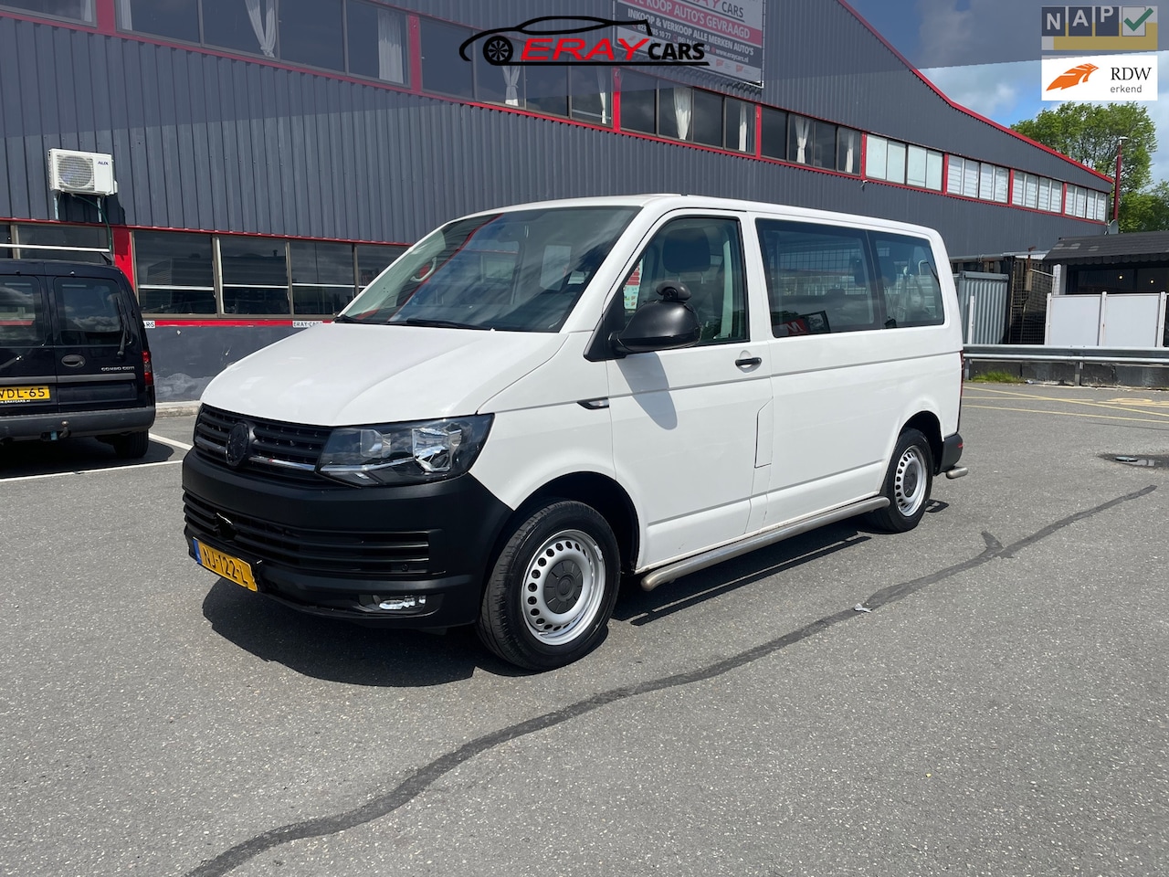 Volkswagen Transporter - 2.0 TDI / AUTOMAAT / 8 PERSOONS / nwe distr + waterpomp set / roetfilter gereinigd / - AutoWereld.nl