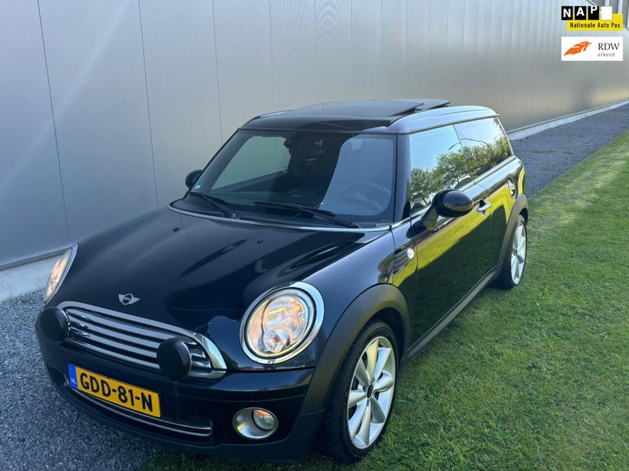 MINI Clubman - Mini 1.6 Cooper 120 PK 1 Jaar APK Airco/Elek pakket/Schuifdak - AutoWereld.nl