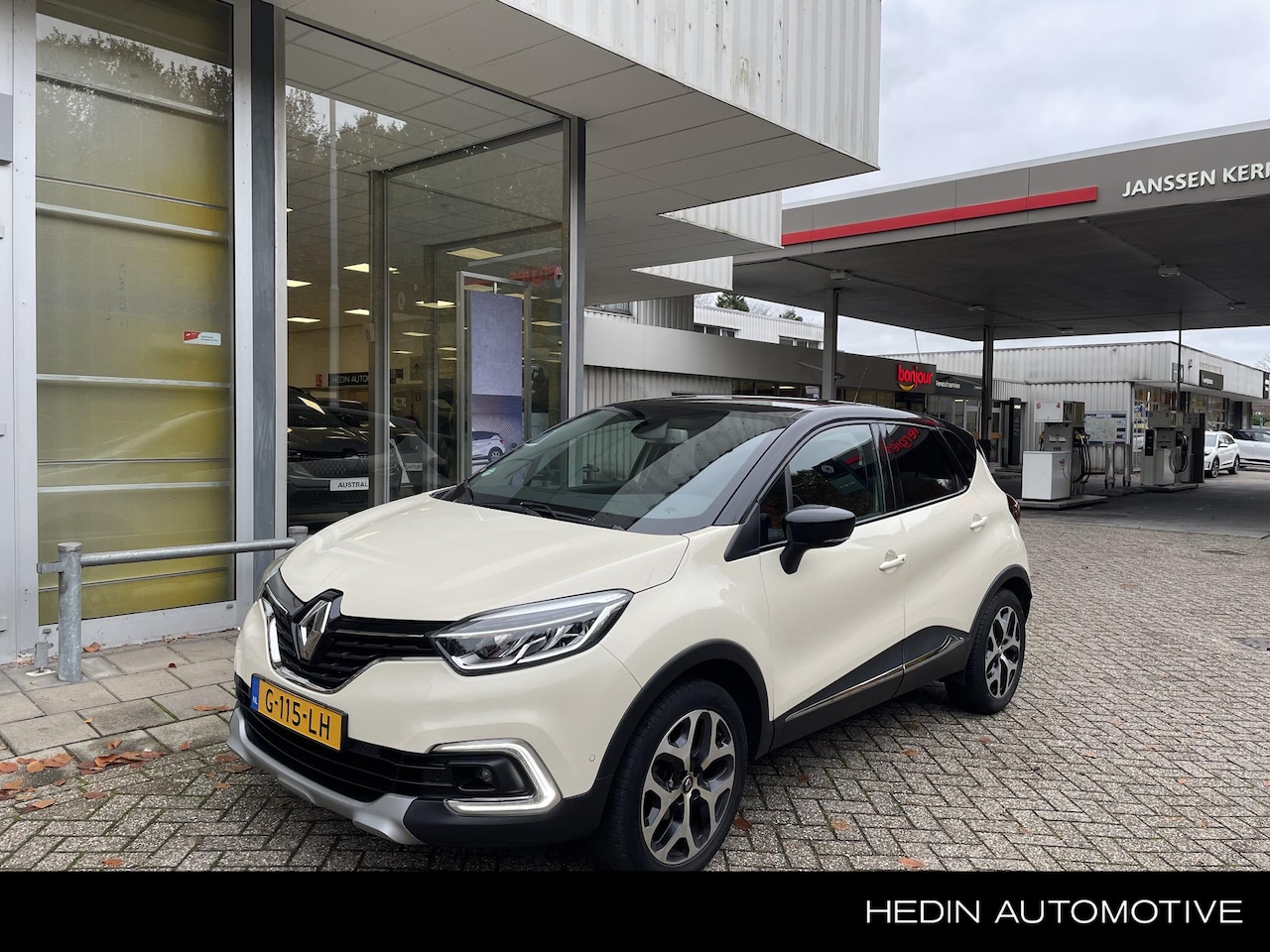 Renault Captur - TCe 90PK Intens | CAMERA | DODEHOEK | NAVIGATIE | KEYLESS | 1ste EIGENAAR | - AutoWereld.nl