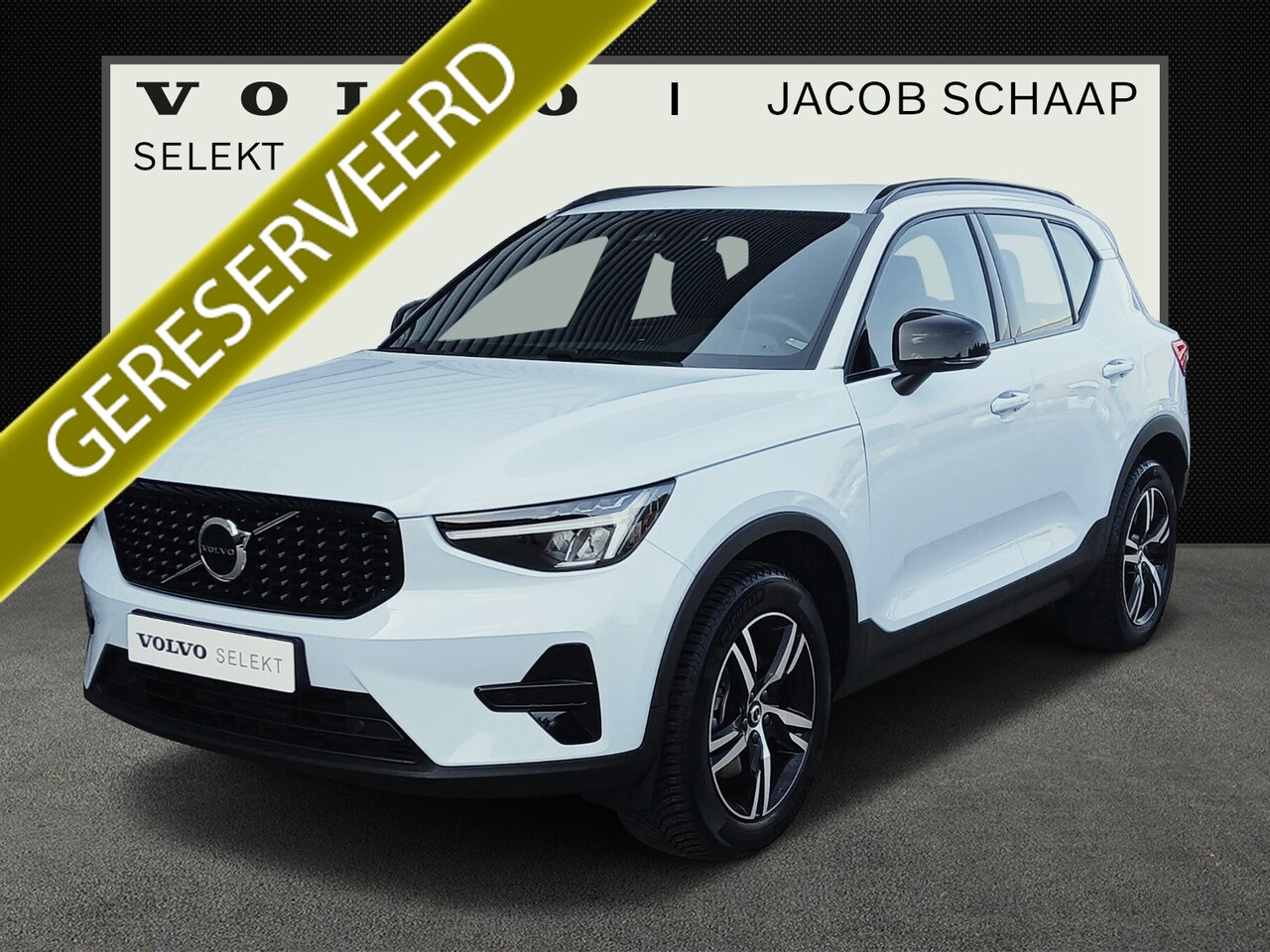 Volvo XC40 - 2.0 B4 Plus Dark / Cloud Blue lak / 2000 kg trekgewicht / Intellisafe Surround / - AutoWereld.nl