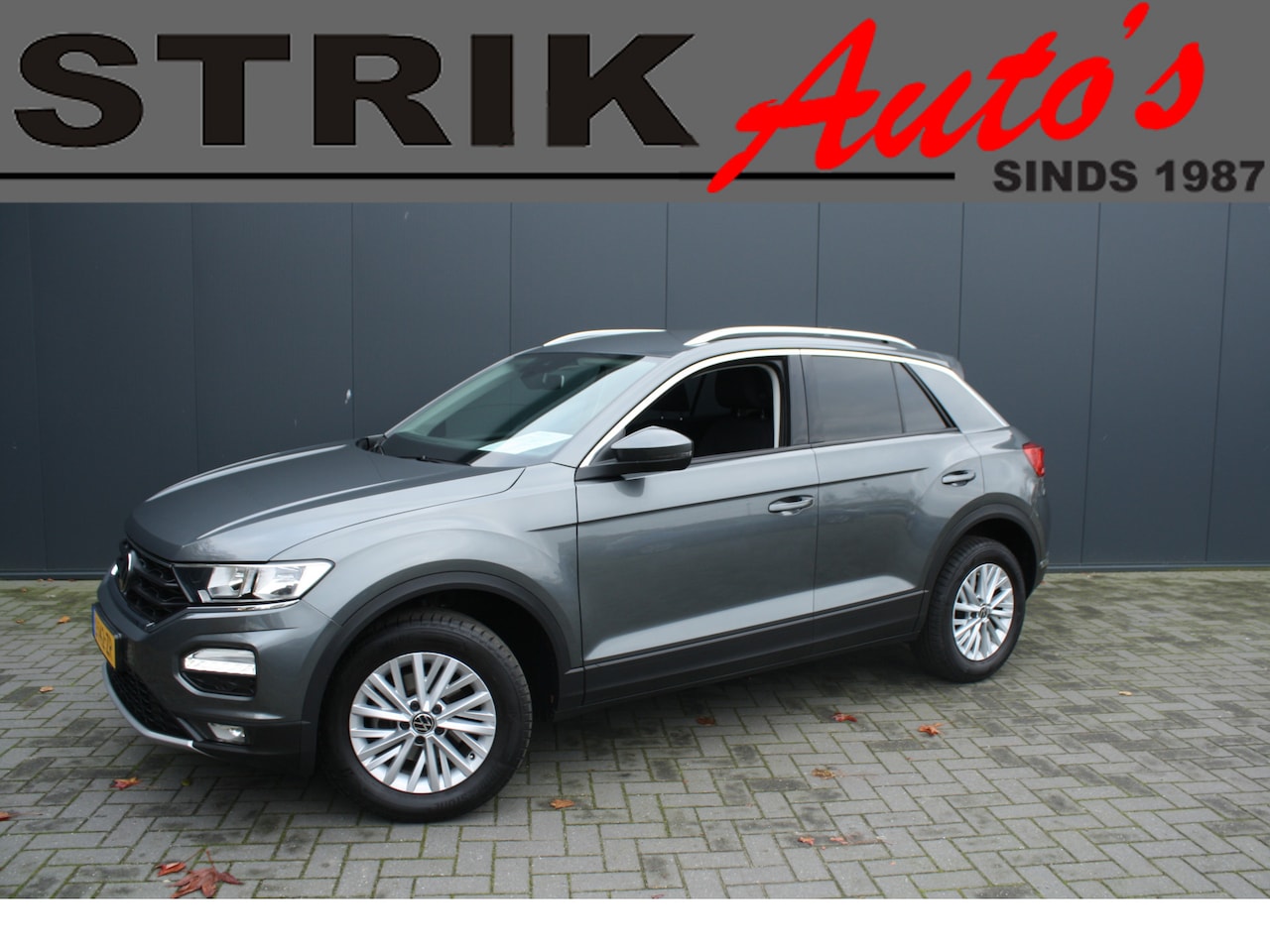 Volkswagen T-Roc - 1.5 TSI Style Business - AUTOMAAT - NAVIGATIE - CAMERA - PDC - RIJKLAAR - AutoWereld.nl