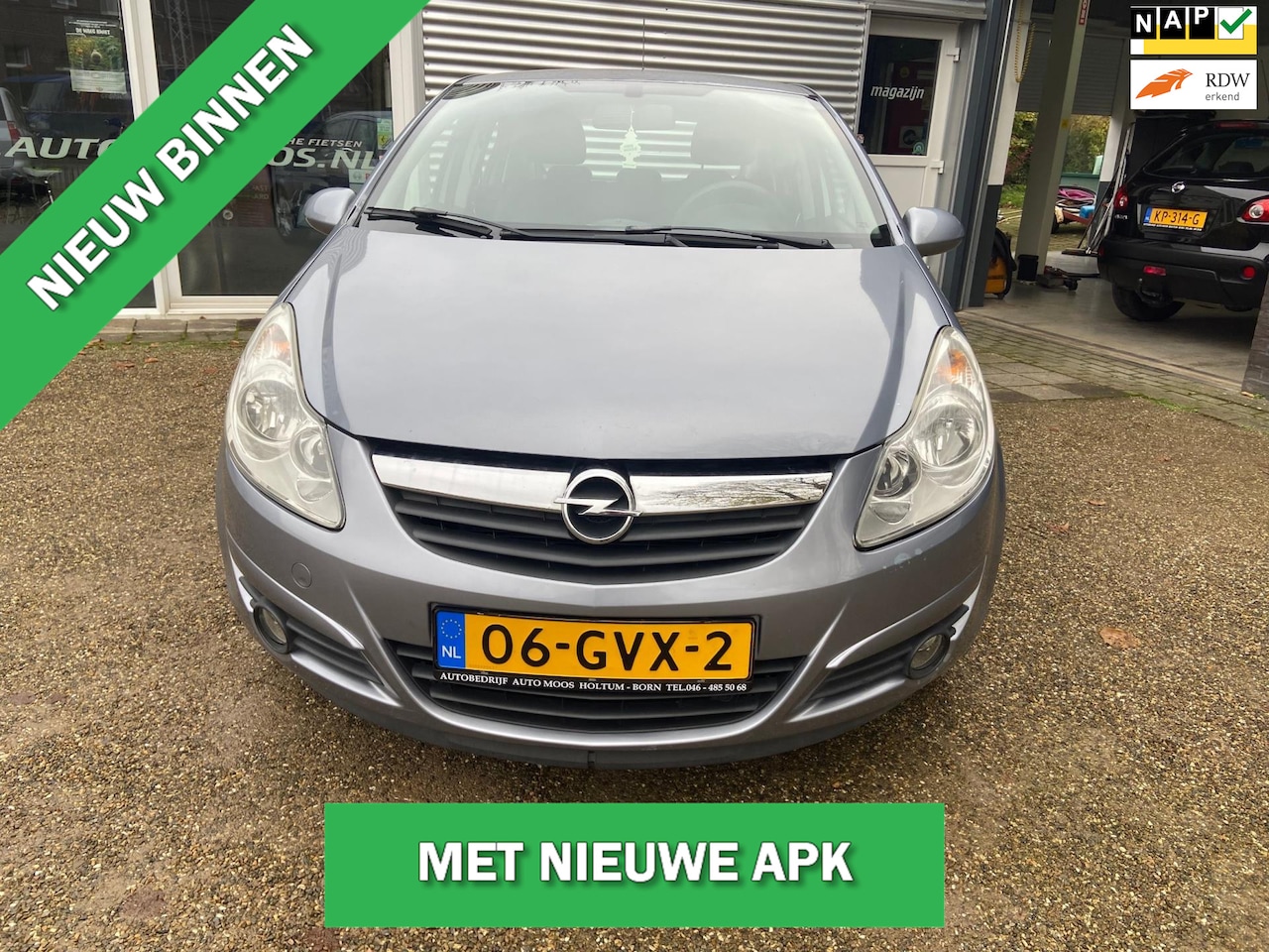 Opel Corsa - 1.4-16V Enjoy airco lm velgen allseason banden met sneeuwvlok - AutoWereld.nl