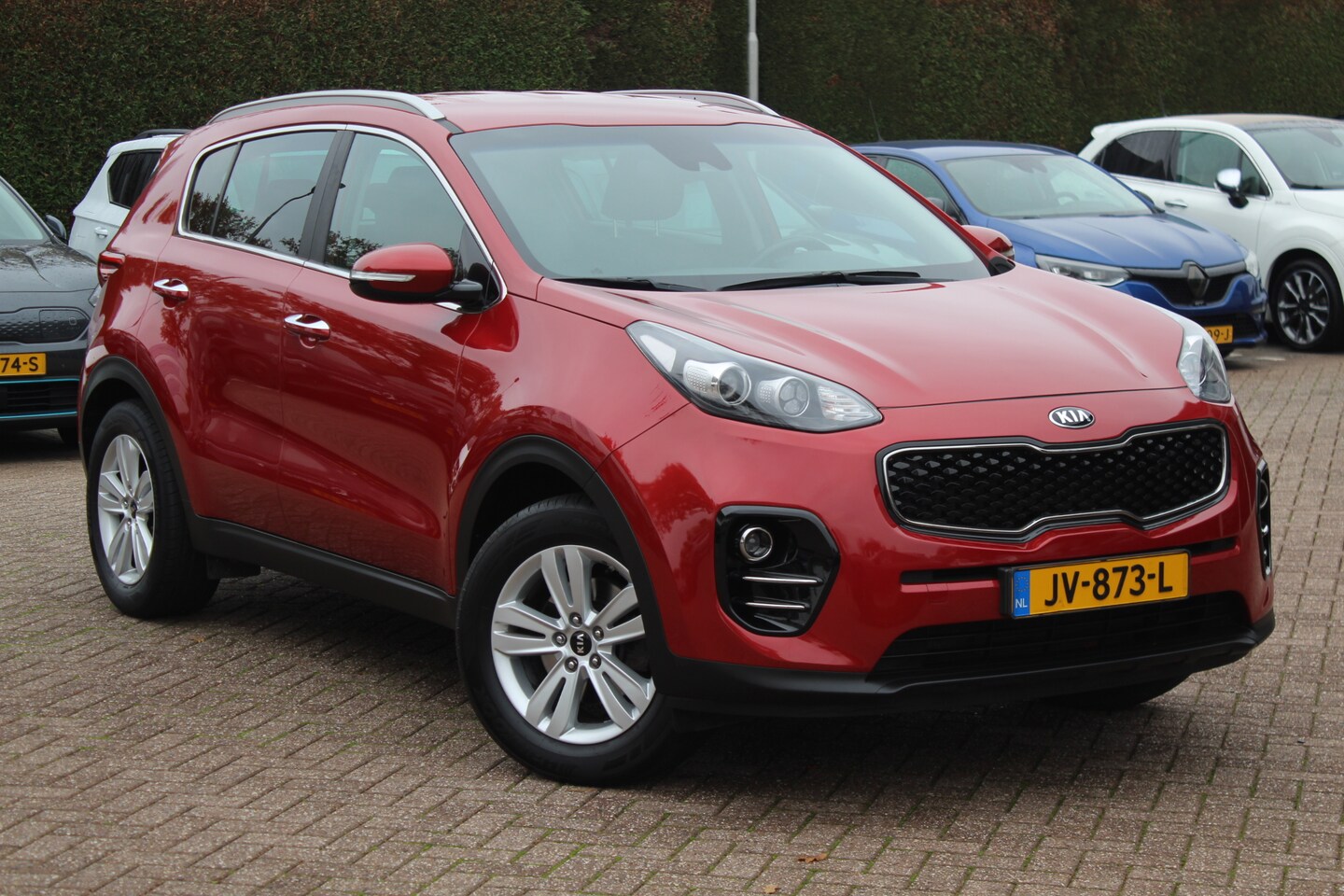 Kia Sportage - 1.6 GDI First Edition / Trekhaak / Camera / Navigatie / 17'' / DAB / Getint glas / Cruise - AutoWereld.nl