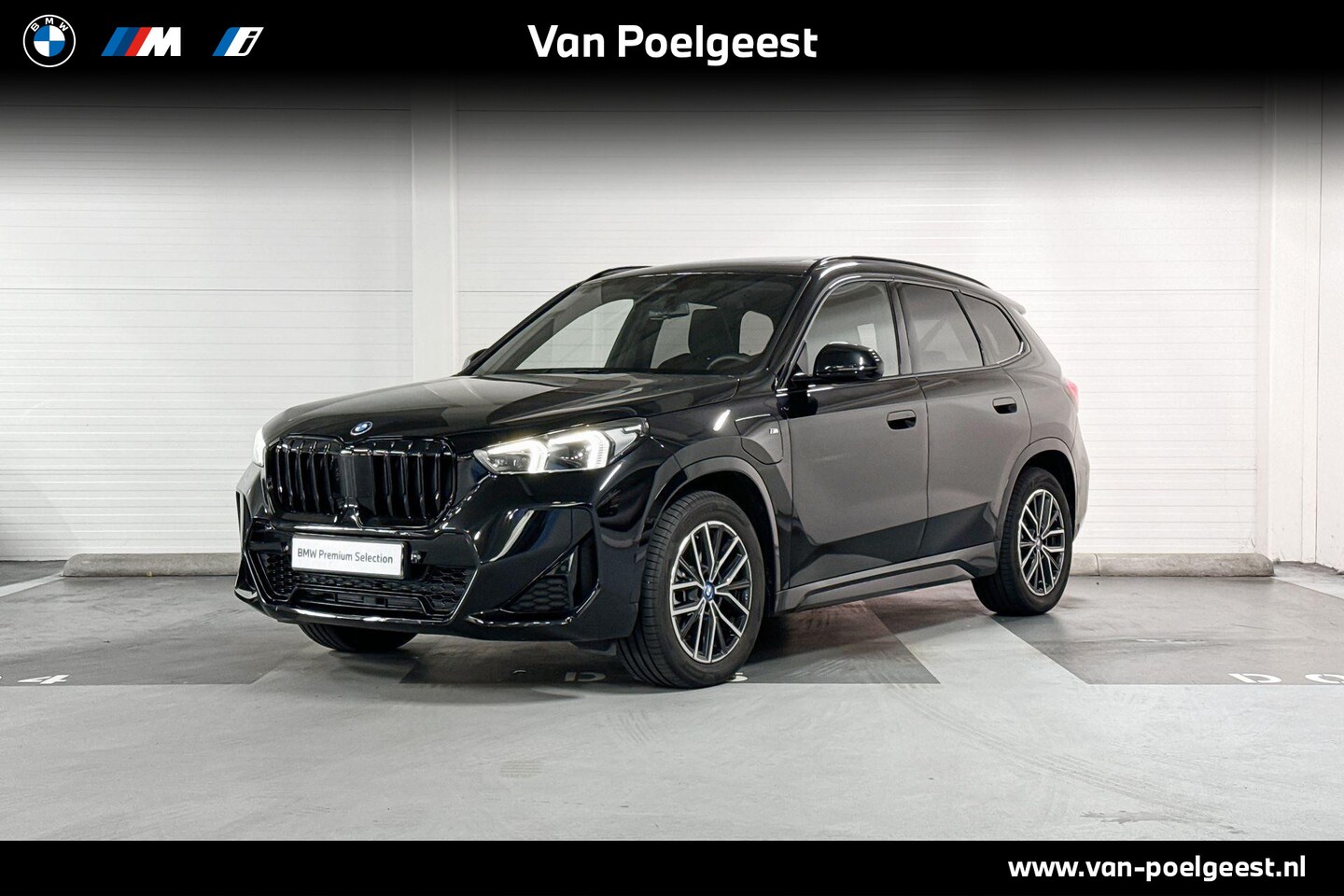 BMW X1 - xDrive25e M Sportpakket | Travel Pack | Panoramadak | Premium Pack | Driving Assistant Plu - AutoWereld.nl