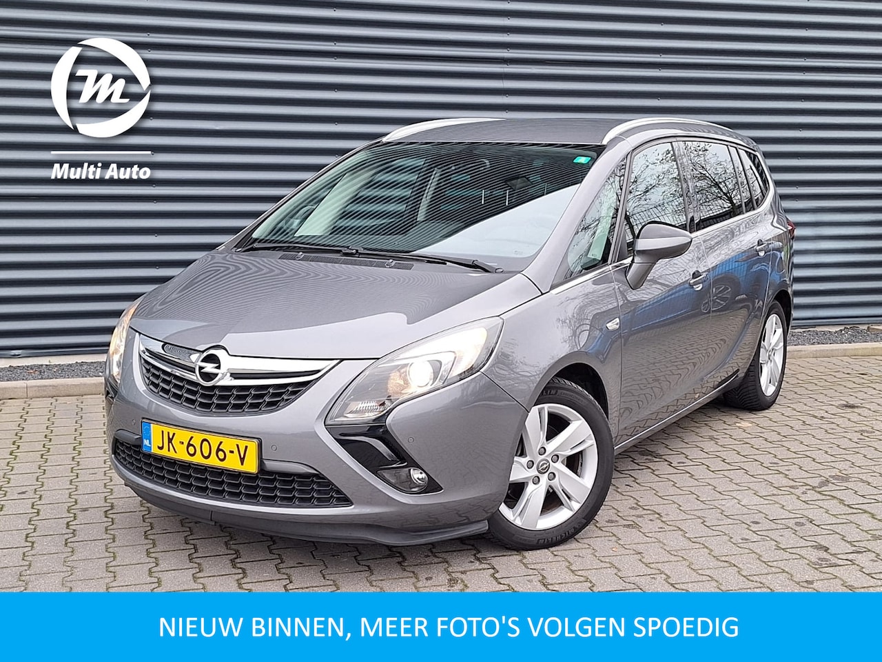 Opel Zafira Tourer - 1.4 Blitz | Trekhaak | Navi | Camera | Cruise Control | DAB | Bluetooth | Spraak bediening - AutoWereld.nl