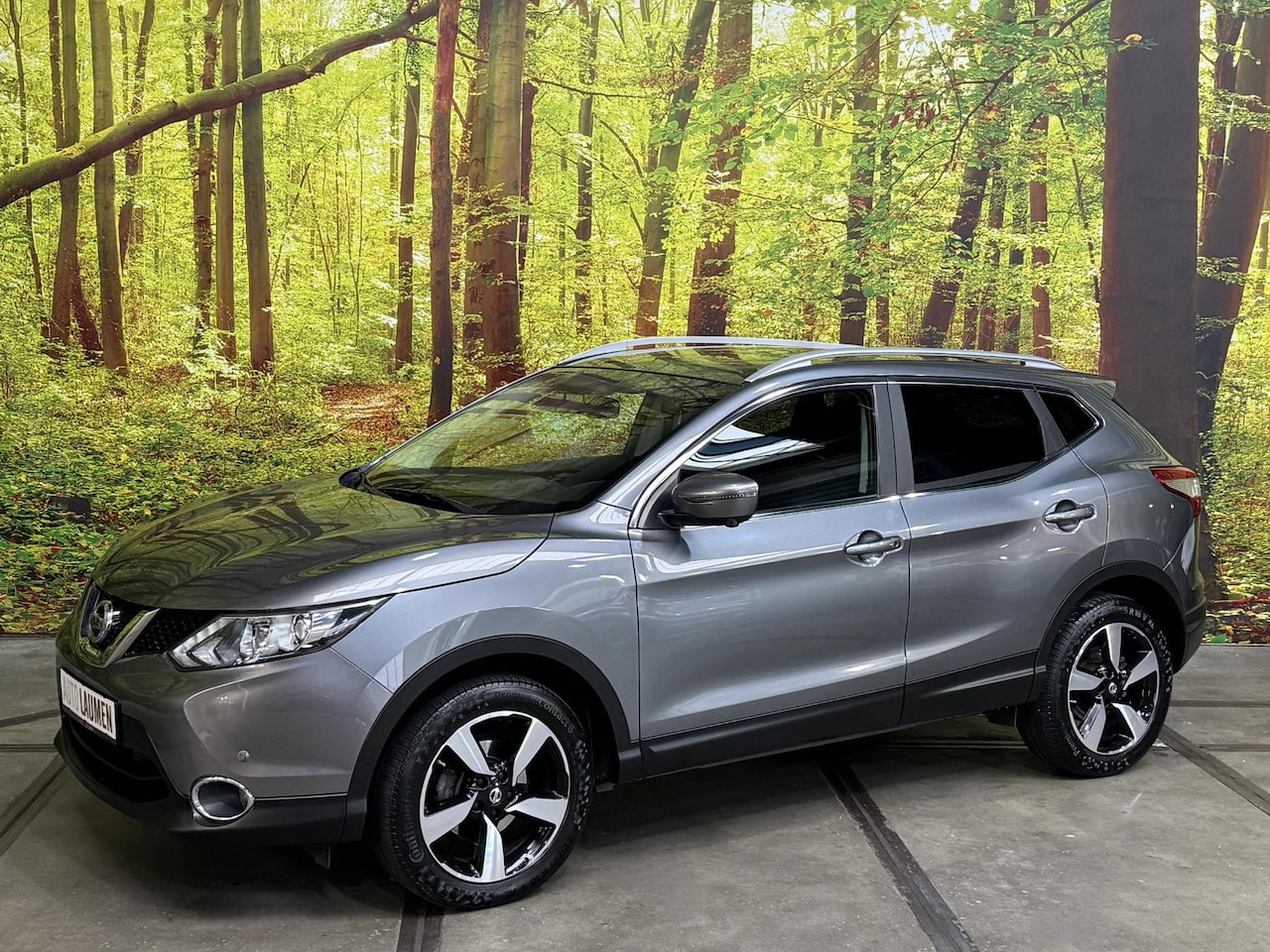 Nissan Qashqai - 1.2 Connect Edition Panoramadak 18 Inch Navi Camera DAB Rijstrook Trekhaak Keyless - AutoWereld.nl