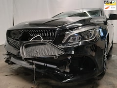 Mercedes-Benz CLA-klasse Shooting Brake - 180 - Night Pakket - Front + Achter Schade