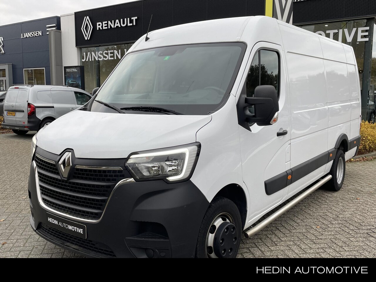 Renault Master - T35 2.3 dCi 130PK Comfort L3H2 "RWD, DubbelLucht, Trekhaak 3500KG" - AutoWereld.nl