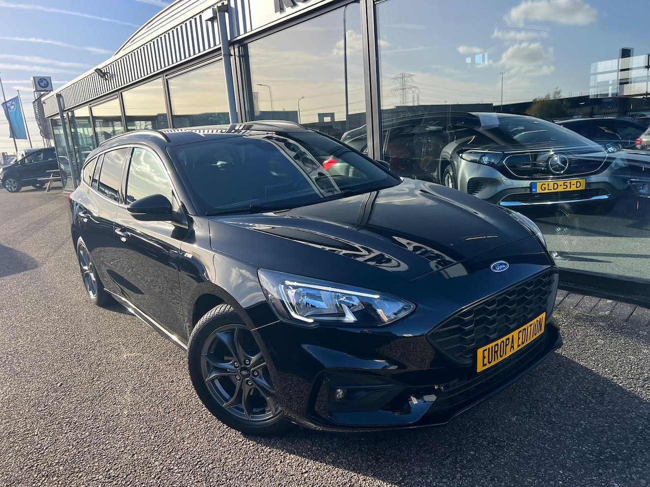 Ford Focus - 1.0 EcoBoost ST Line Business 1.0 EcoBoost 125pk ST-Line Business, winterpack - AutoWereld.nl