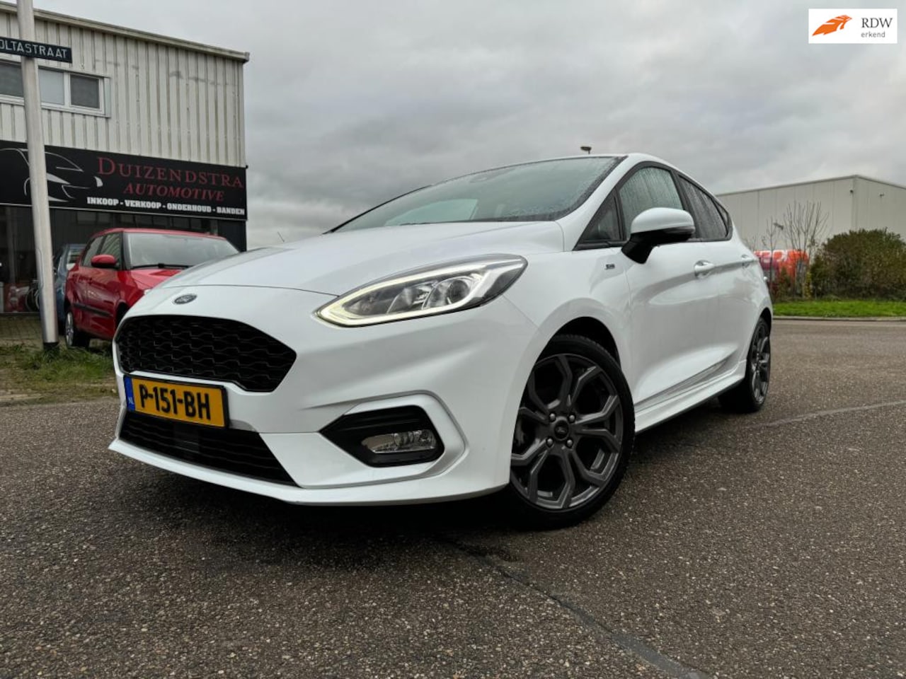 Ford Fiesta - 1.0 EcoBoost ST-Line X Sport 6-bak Carplay LED - AutoWereld.nl