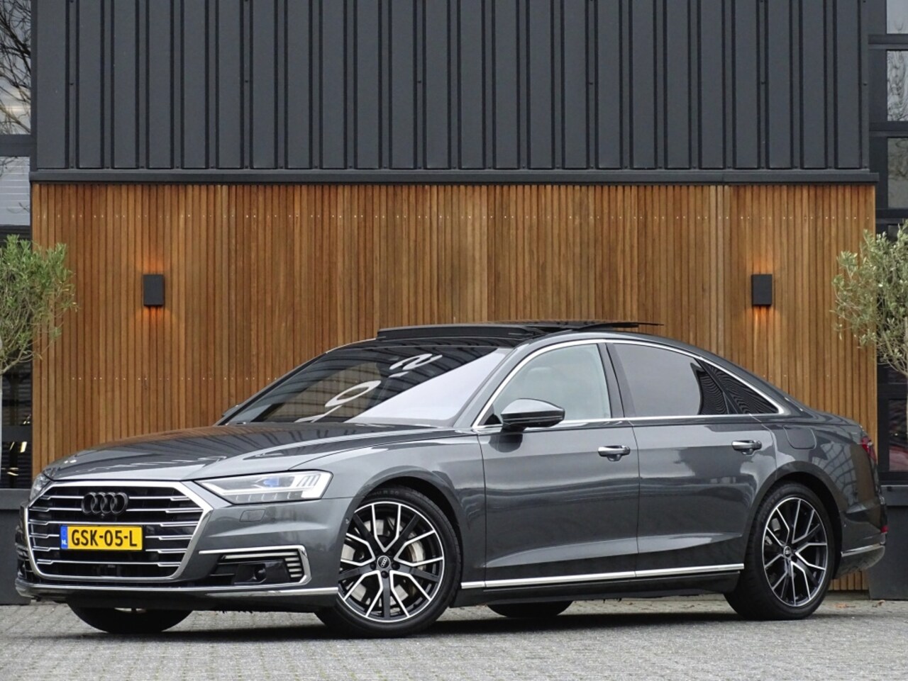 Audi A8 - 60 TFSI e 449PK / S-Line / B&O / Laser / 2021 - AutoWereld.nl