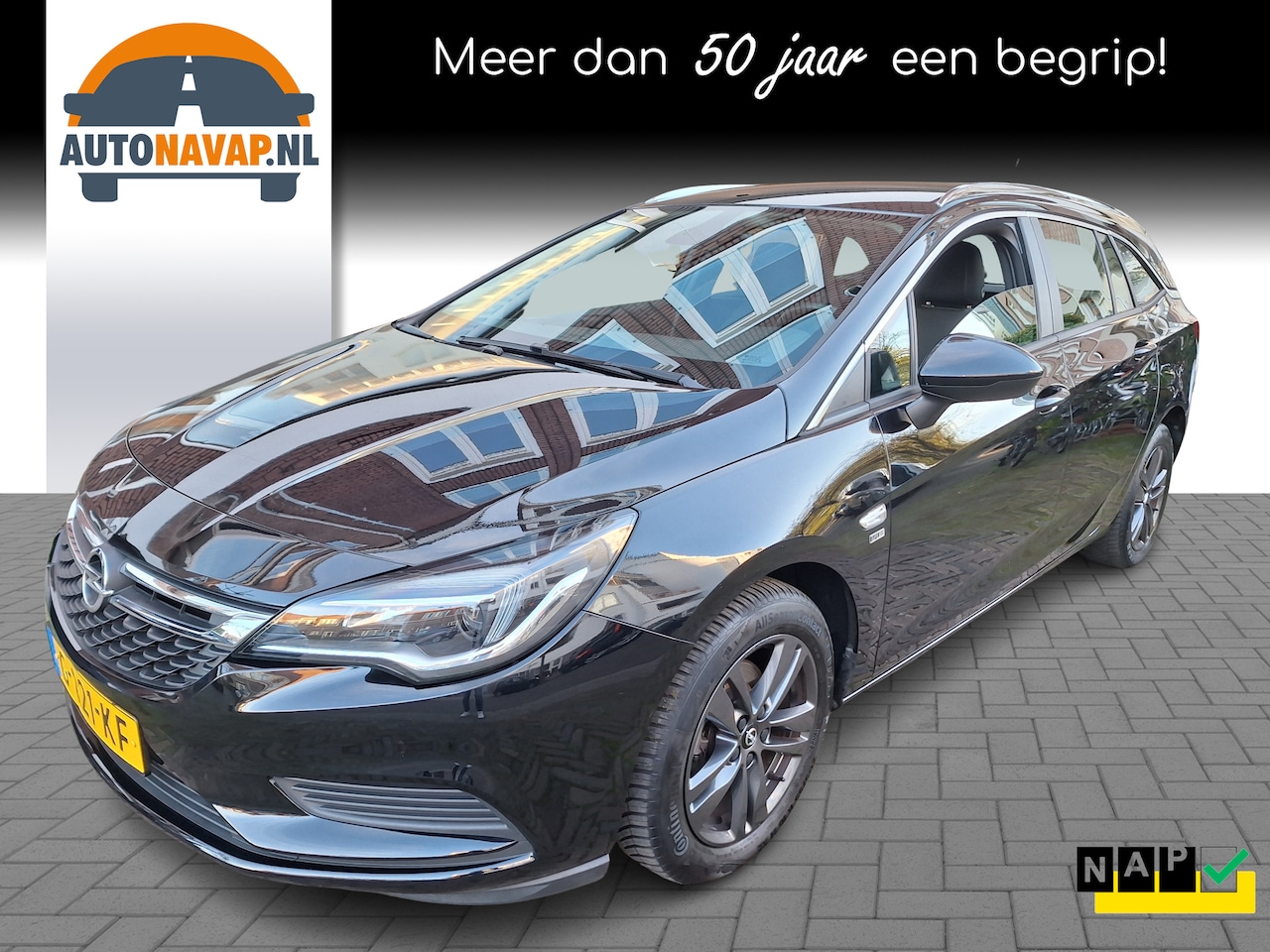 Opel Astra Sports Tourer - 1.0 Turbo 120 Jaar Edition /Navi/Trekh/1e Eig/Apple/Android/Cruise/Garantie - AutoWereld.nl