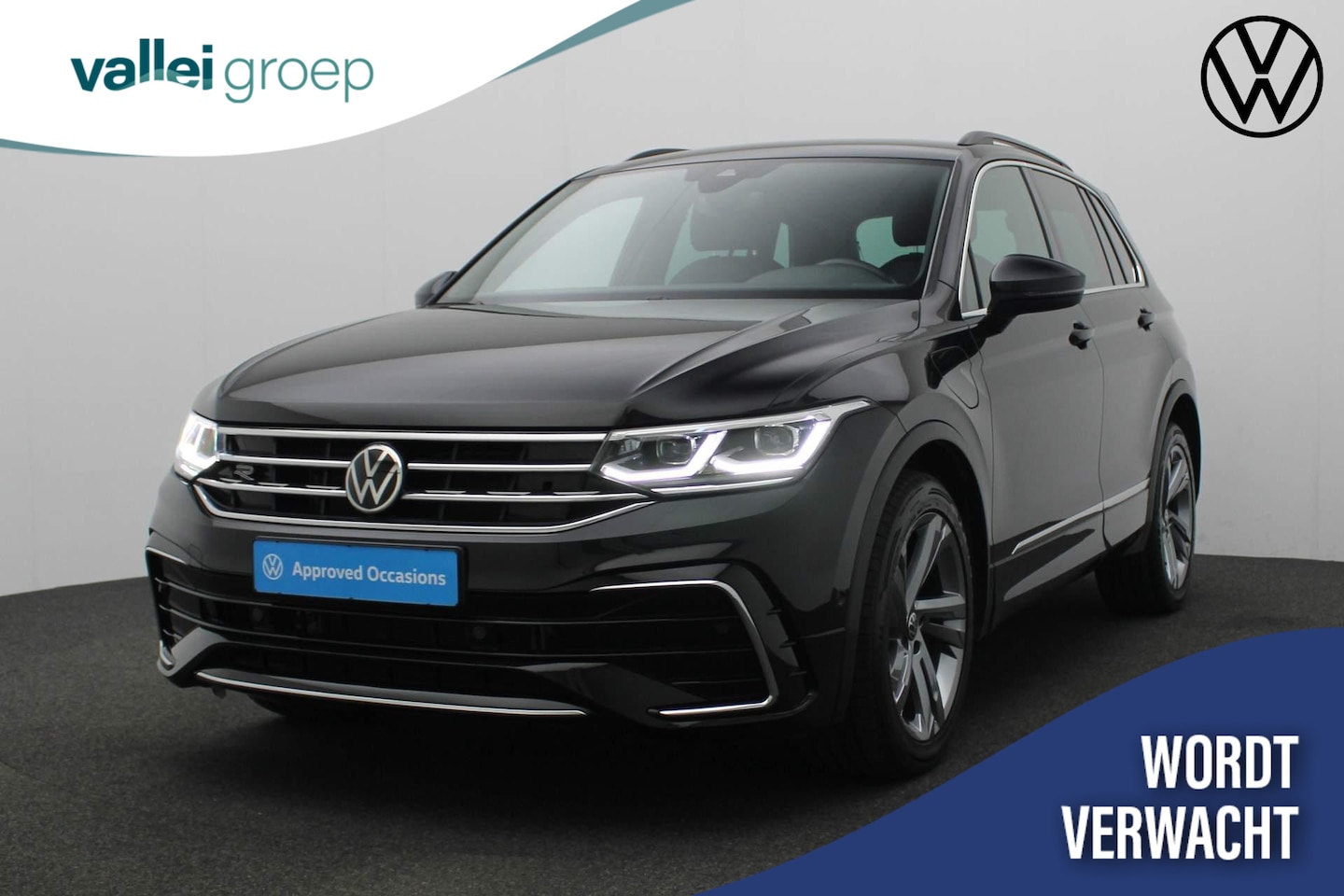 Volkswagen Tiguan - 1.4 TSI eHybrid 245PK DSG R-Line Business+ | LED | Camera | Trekhaak | ACC | Park Assist | - AutoWereld.nl