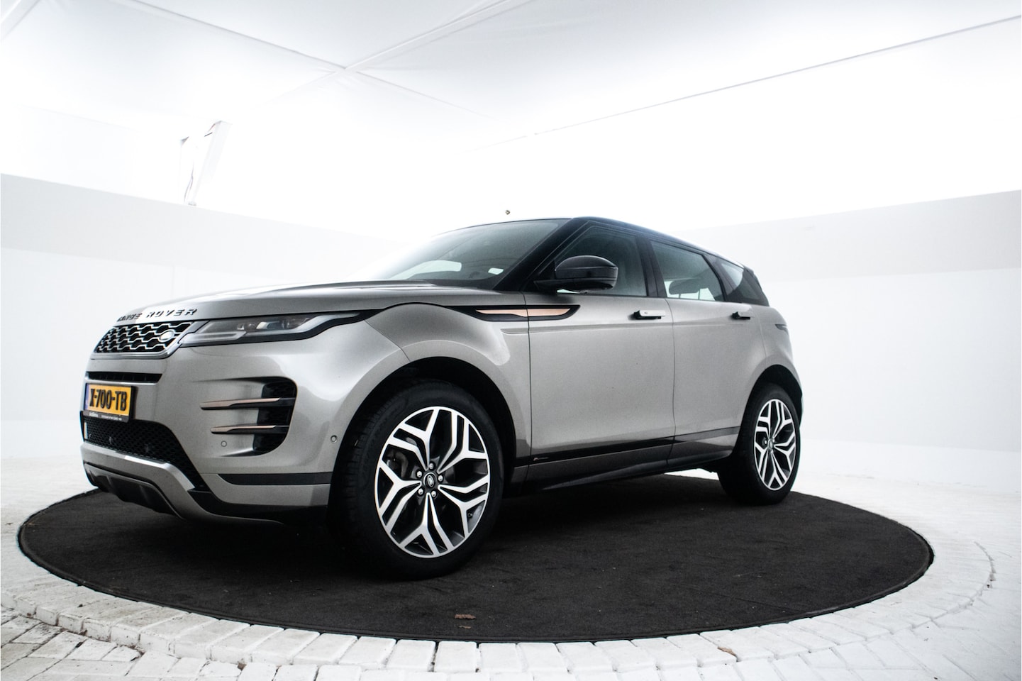 Land Rover Range Rover Evoque - 2.0 P300 AWD R-Dynamic HSE Alle opties! zie video! - AutoWereld.nl