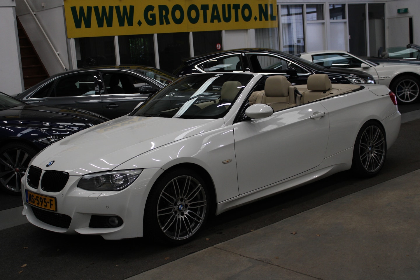 BMW 3-serie - 328I 3.0 V6 234pk Automaat Airco, Cruise Control, Stuurbekrachtiging - AutoWereld.nl