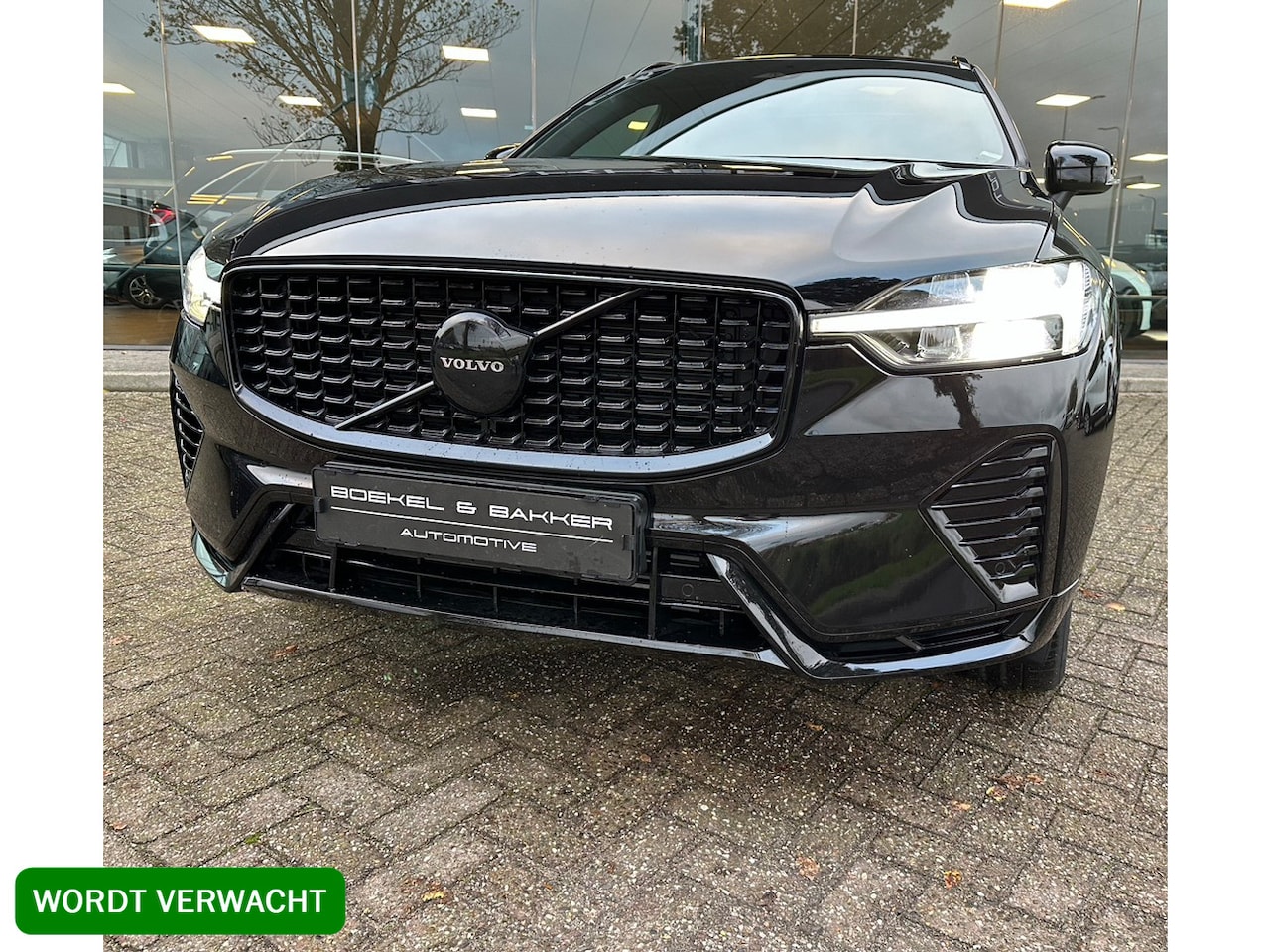 Volvo XC60 - 2.0 Recharge T8 AWD Plus Black Edition 2.0 Recharge T8 AWD Plus Black Edition - AutoWereld.nl