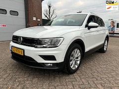 Volkswagen Tiguan - 1.4 TSI ACT Automaat Navi Panoramadak Stoelverwarming Org-NL