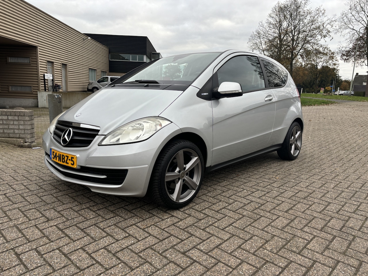 Mercedes-Benz A-klasse - 160 BlueEFFICIENCY Limited Edition [ airco,audio,17``lmv ] - AutoWereld.nl